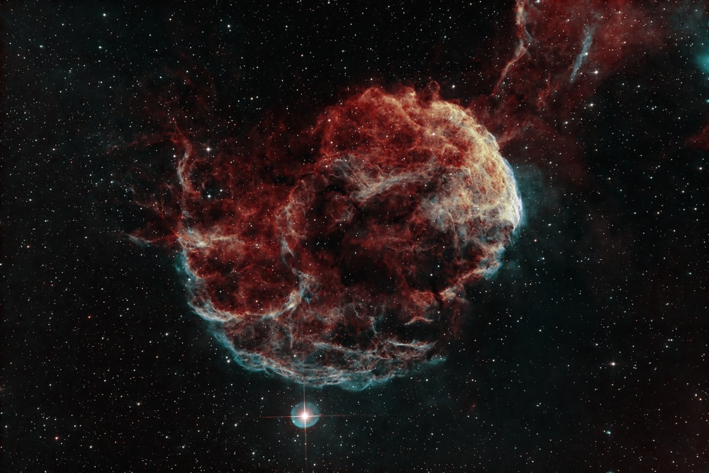 3h40m (44 x 5min) Dualband. Processed with DeepSNR and BlurX. Oiii and Ha split, stretched, and recombined. Technically a false color image, and the only one on this post. Note the blue halo around the star on the bottom is an optical artifact. Somewhere between 3-30k years old.